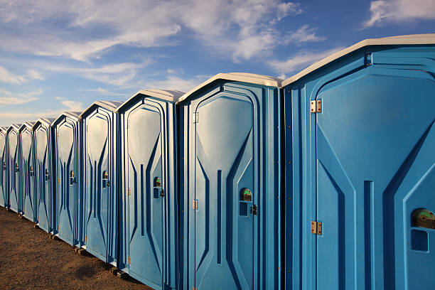 Best Portable Restroom Servicing (Cleaning and Restocking)  in Farmville, NC
